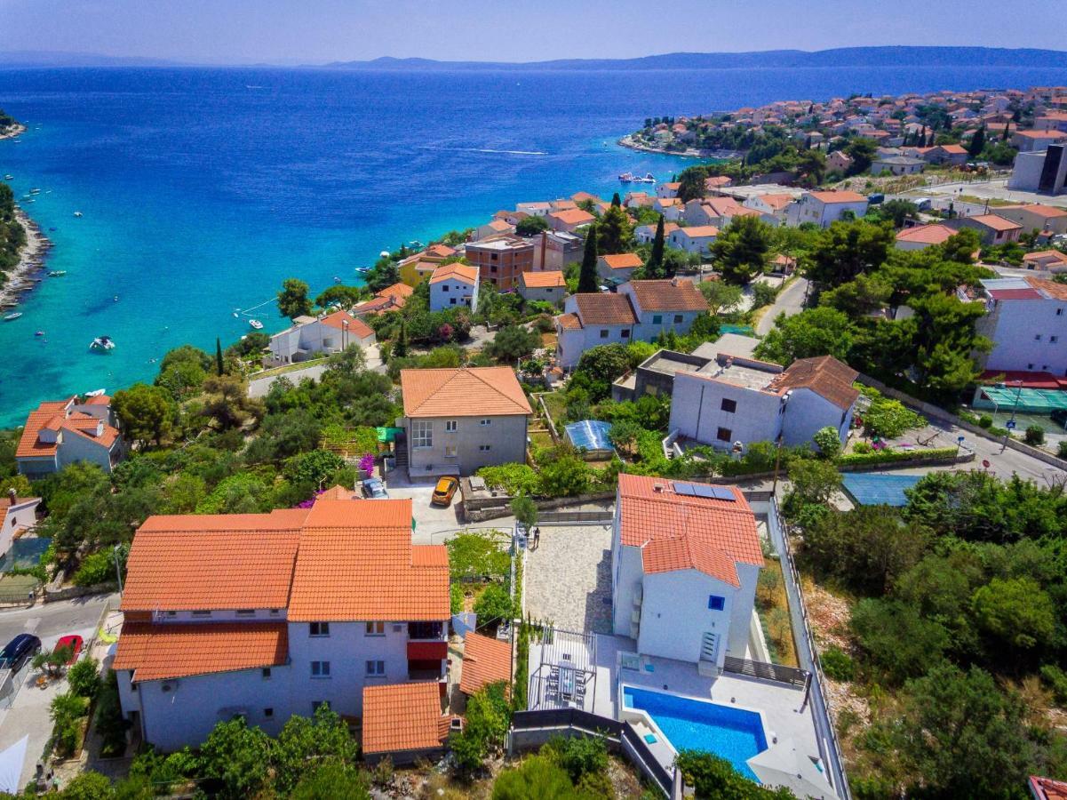 Villa Miholina - With Heated Swimming Pool Трогір Екстер'єр фото